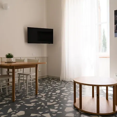 Alaxia Exclusive Алассио
