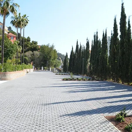 Alaxia Exclusive Apartment *