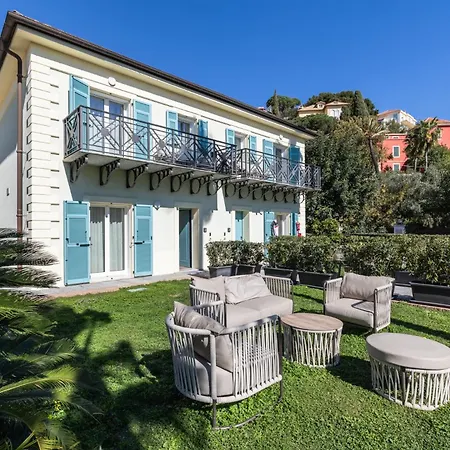 Alaxia Apartment