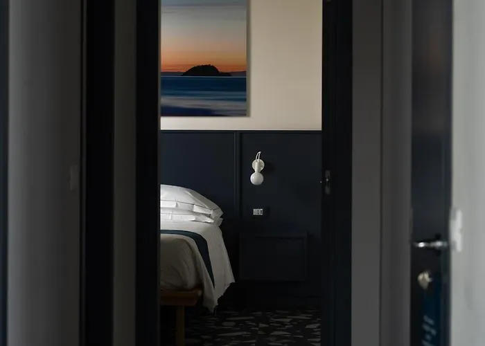 Alaxia Exclusive * Alassio